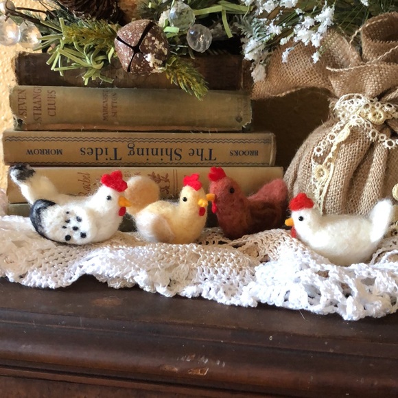COPY - Set of 4 handmade needle felted chickens hens - Picture 2 of 16